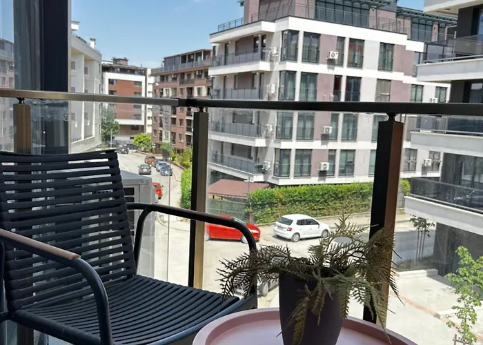 Rea Liliya - Artistic And Inviting Nook Апартамент *